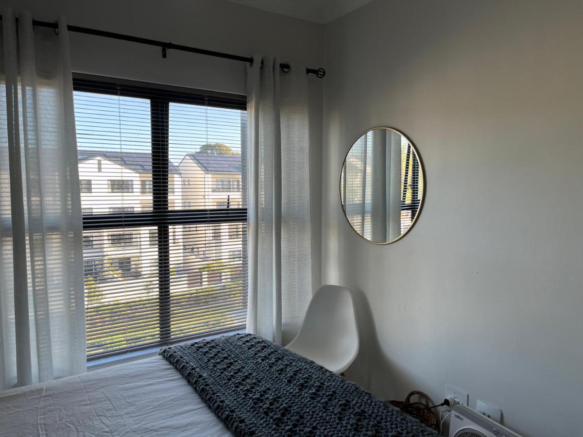 Luxury One Bedroom Apartment サマーセット・ウェスト エクステリア 写真
